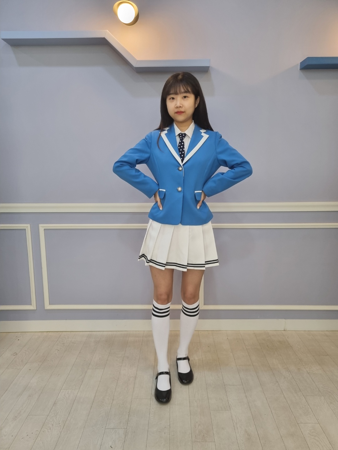 다크블루