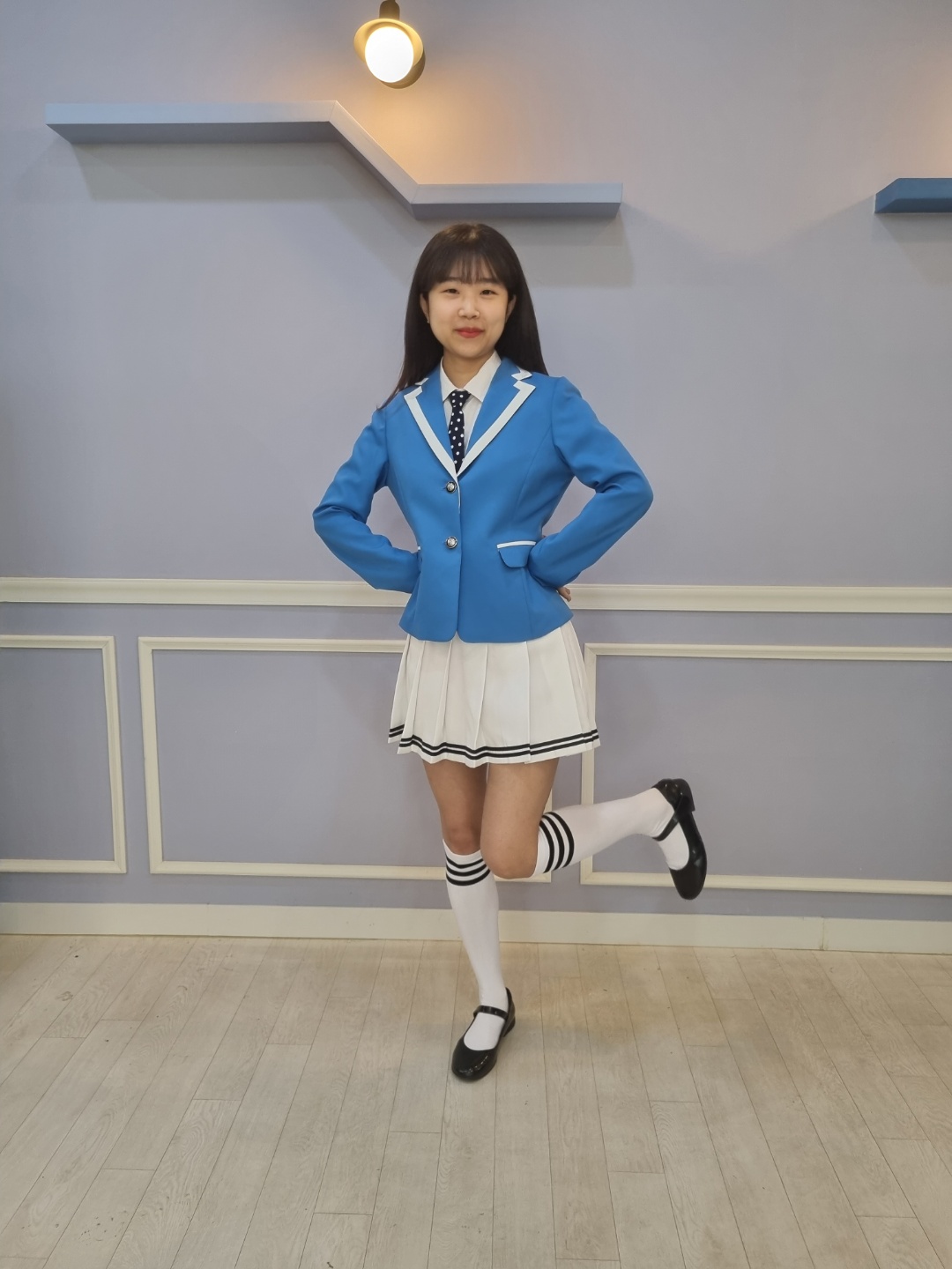 다크블루